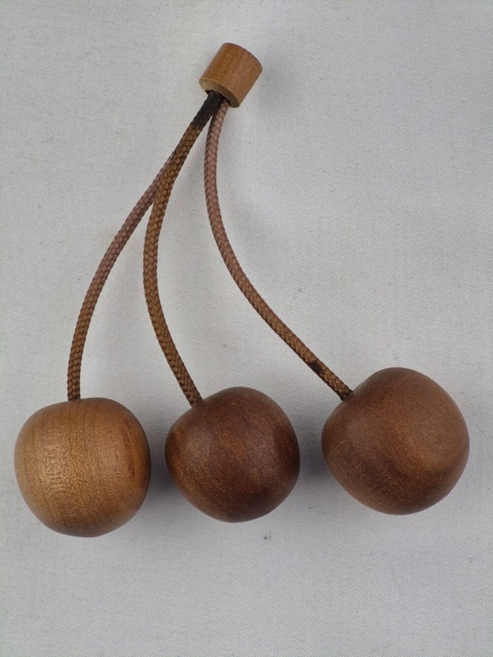 Vintage MCM Wood Carved Fruit w/ Wooden Bowl 8 Pieces of Fruit 6 Tasmanian Wood - Picture 7 of 16